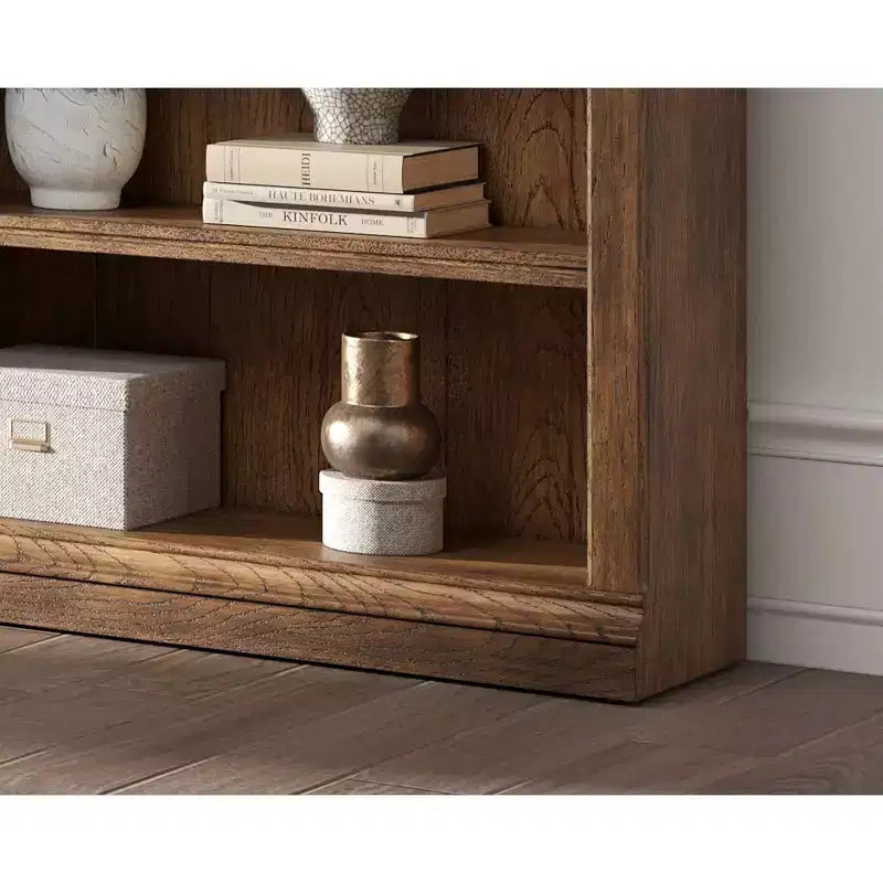 Traditionele hoge houten boekenkast van 94 met opbergruimte, Stratton-collectie, bruin - Martin Furniture