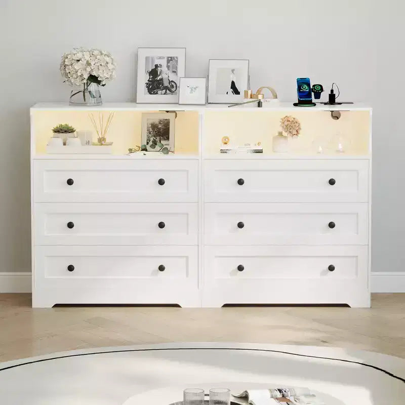 Petit commode pour chambre, placard ou chevet avec 3 tiroirs, commodes en bois avec station de charge et lumières LED, commode en bois pour salon  