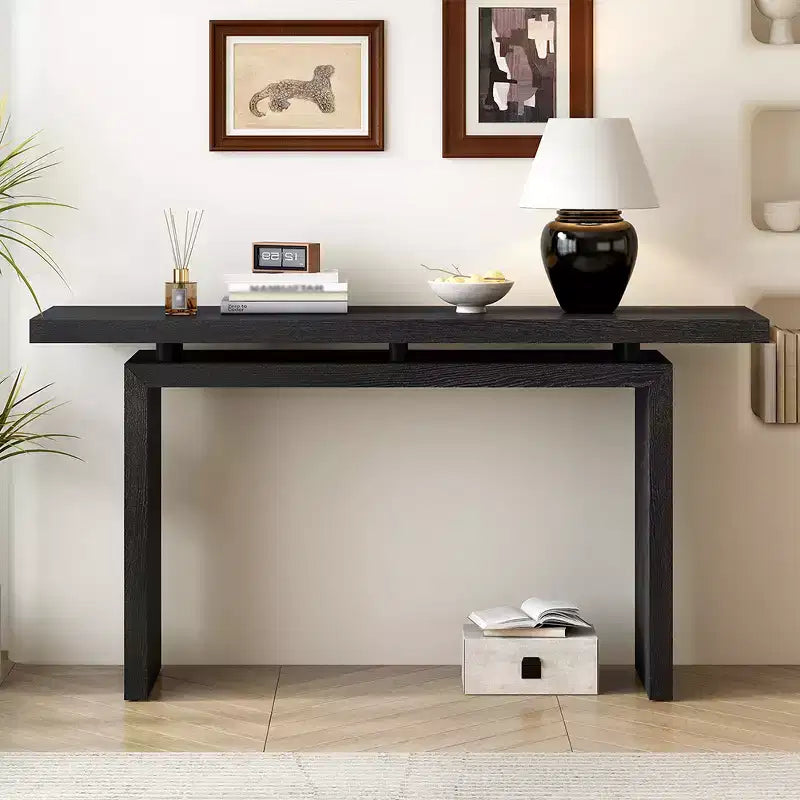 Uniek ontworpen sidetable met essenfineer, modern minimalistische stijl en slim ontworpen tafelblad, geschikt