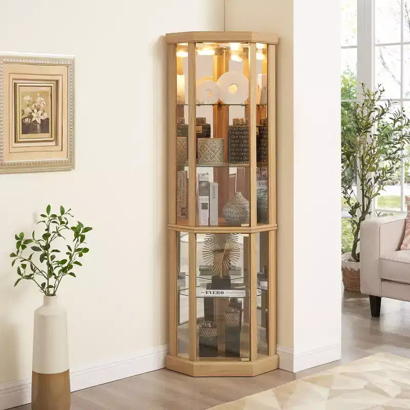 Hoekvitrinekast met glazen deuren en planken, hoekvitrine voor de woonkamer