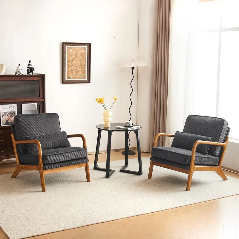 Gepolsterter Akzentstuhl im Mid-Century-Modern-Stil