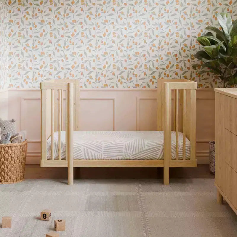 Lit bébé convertible Babyletto Pogo 8-en-1 avec kits de conversion pour chaque étape