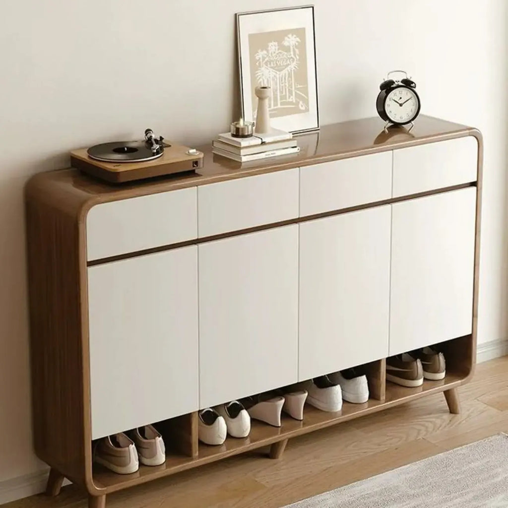 Moderner mittelhoher Schuhschrank aus Holz für den Flur