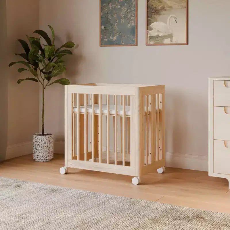 Babyletto Yuzu 8-in-1-Kinderbett, umbaubar mit Umbausets für alle Altersstufen