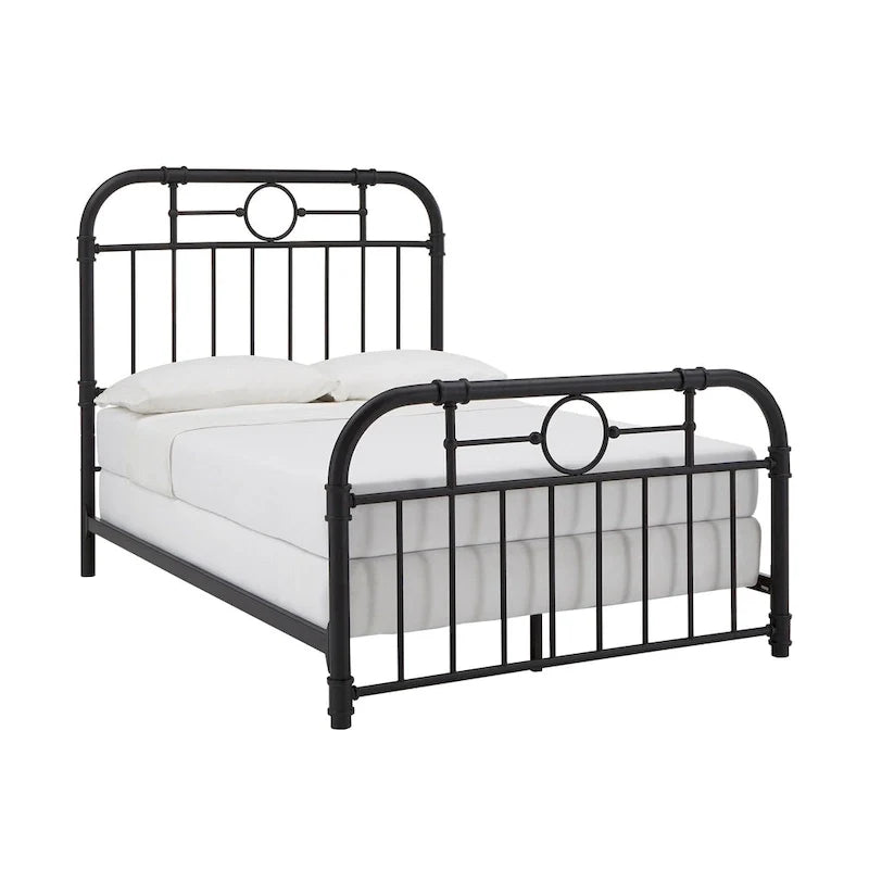 Zwart metalen bed