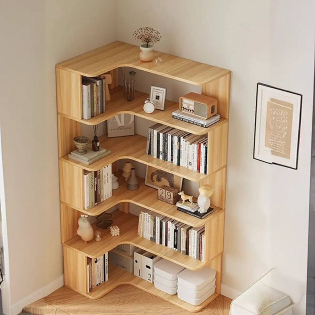 Hoekboekenkast van bewerkt hout met 6 planken