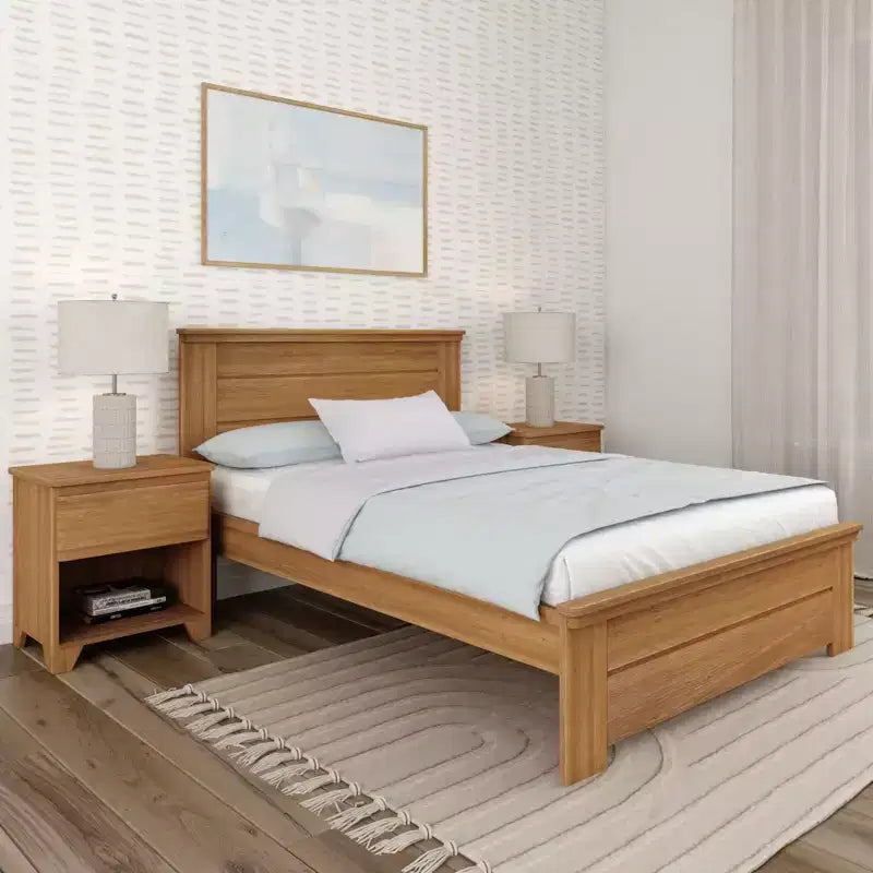 Rama łóżka Plank+Beam Farmhouse w rozmiarze Full z zagłówkiem, platforma z litego drewna