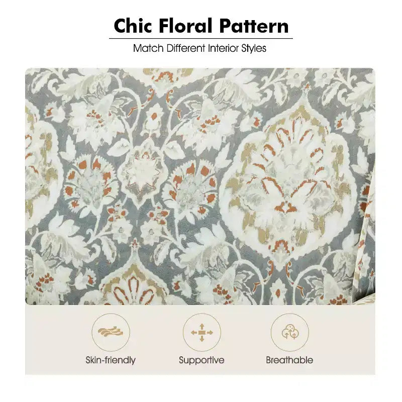 Araceli traditioneller gepolsterter Holzsessel mit Blumenmuster, Ohrenlehnen und Ziernägeln | ART OF LIVING DESIGNS