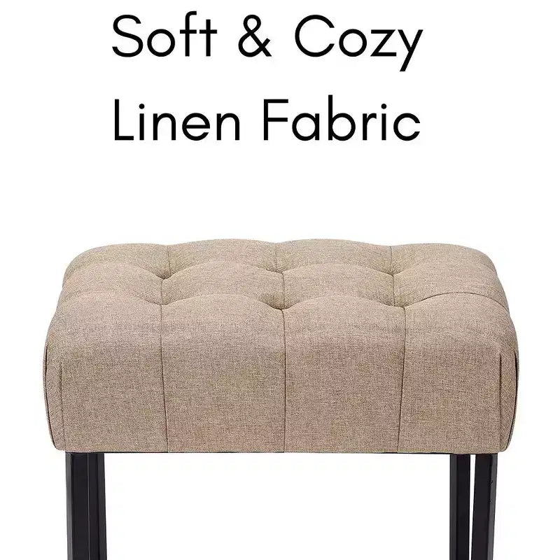 Pouf rettangolare beige trapuntato con gambe nere