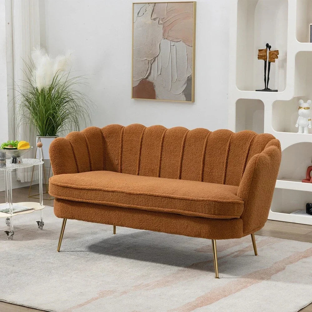 Kleines Mini-Zweisitzer-Sofa mit goldenen Metallbeinen - 2-Sitzer
