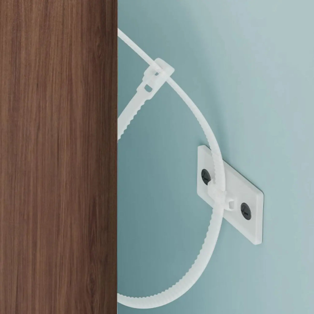 Traditionele verborgen schoenenkast van massief hout met verstelbare indeling met 3 niveaus