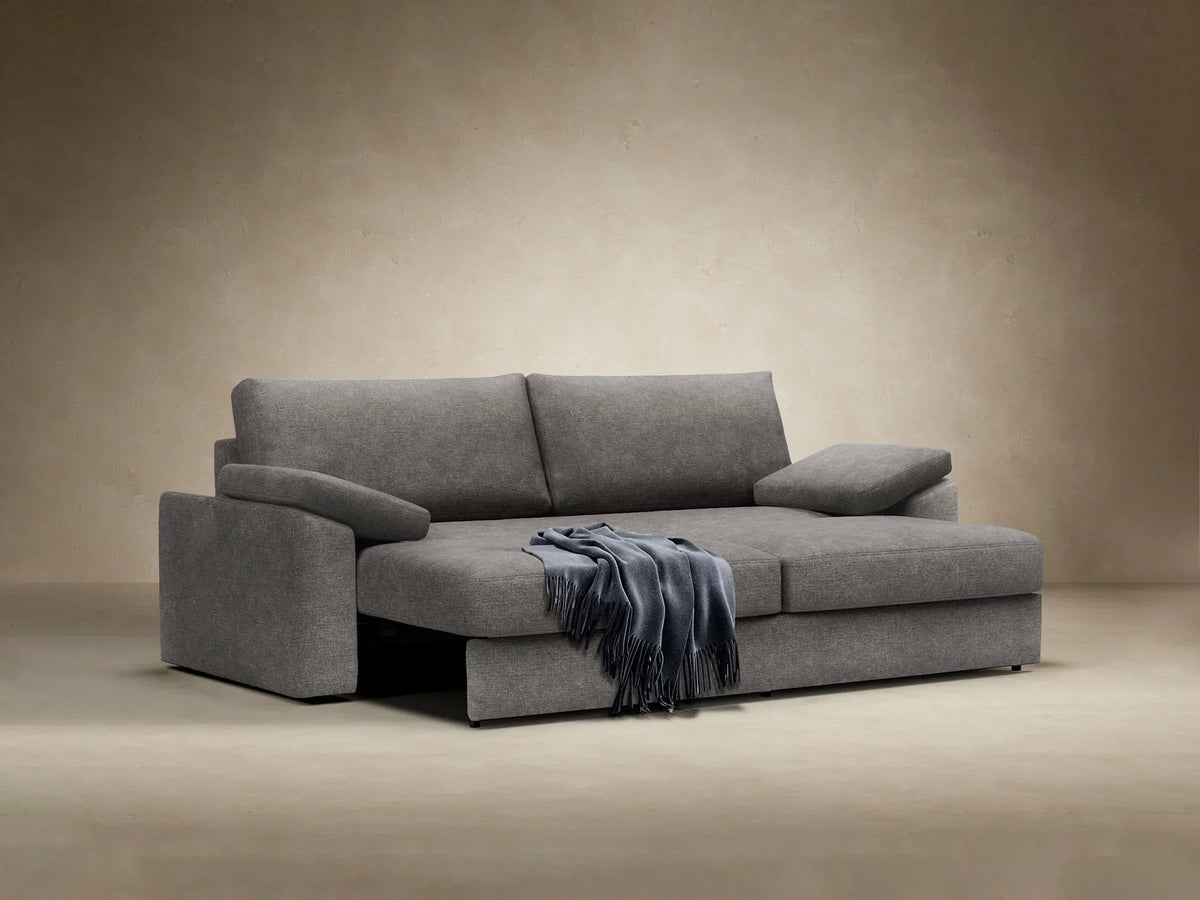 Vilander-Schlafsofa mit gepolsterten Armlehnen