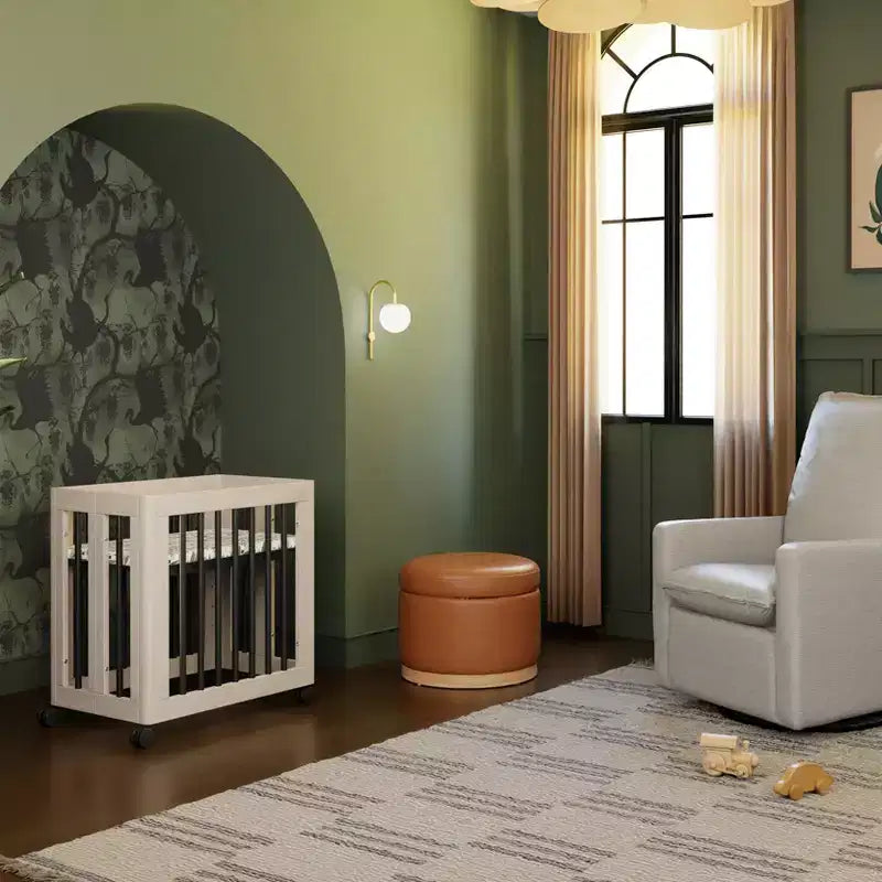 Babyletto Yuzu 8-in-1-Kinderbett, umbaubar mit Umbausets für alle Altersstufen