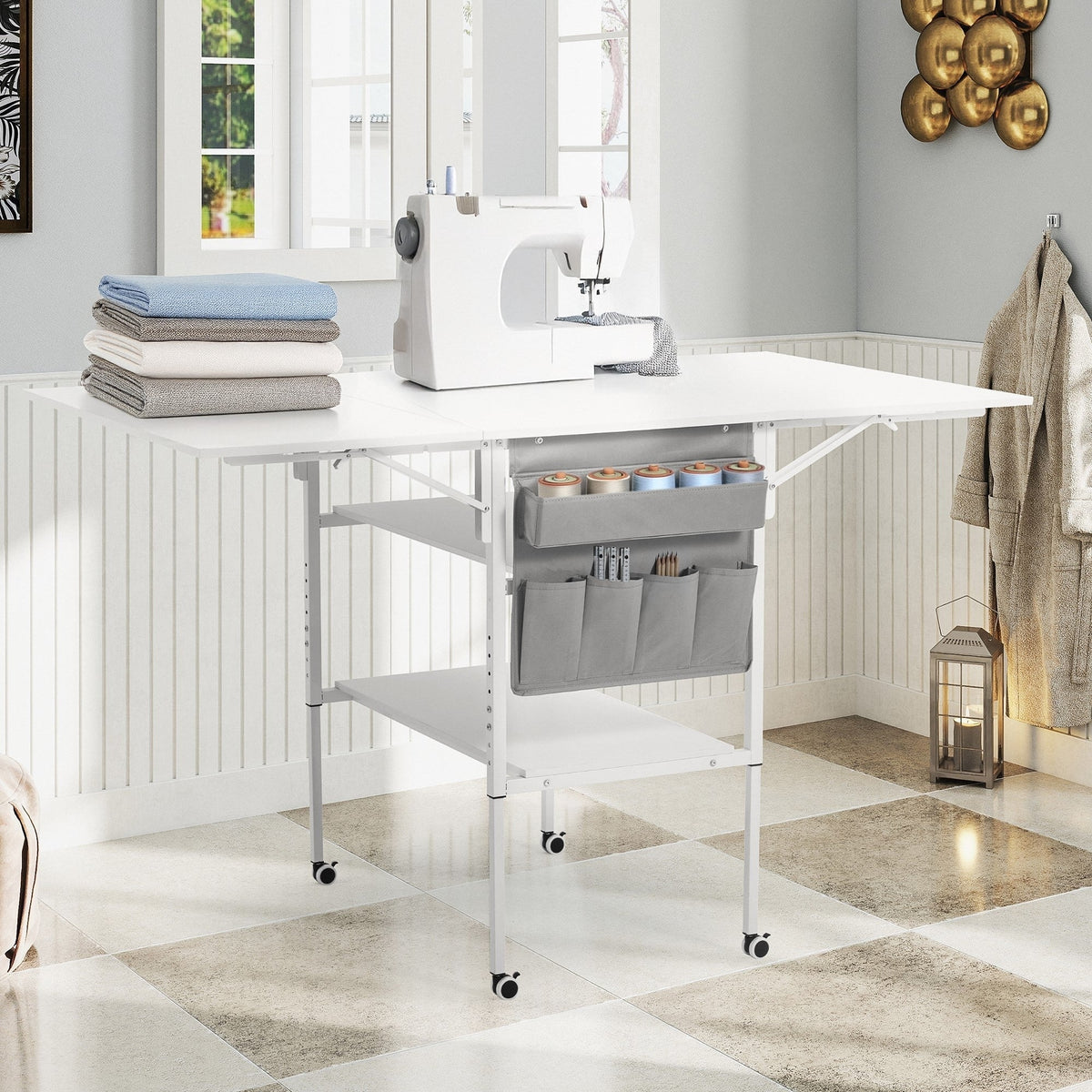 In hoogte verstelbare knutseltafel met opbergplanken, mobiele opvouwbare snijtafel voor thuiskantoor, naaikamer of hobbykamer
