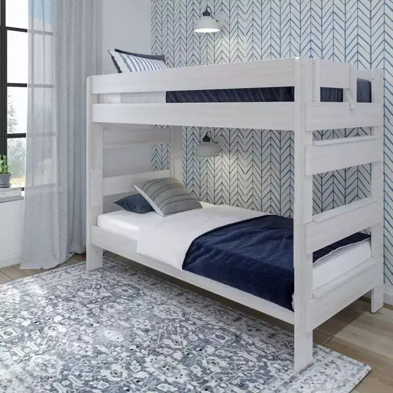 Etagenbett Plank+Beam aus Massivholz im Landhausstil, zwei Einzelbetten übereinander, für Erwachsene