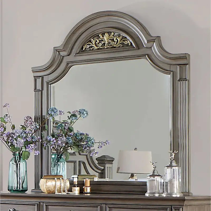Vame traditionelle 2-teilige Kommode mit 9 Schubladen und Spiegel von Furniture of America