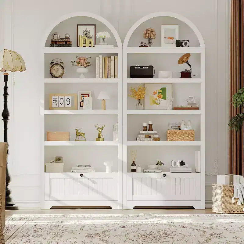 Boogvormige boekenkast van 72 met opberglade, moderne houten vitrinekast met 6 niveaus, open planken, onderste lade en gebogen kastdeur