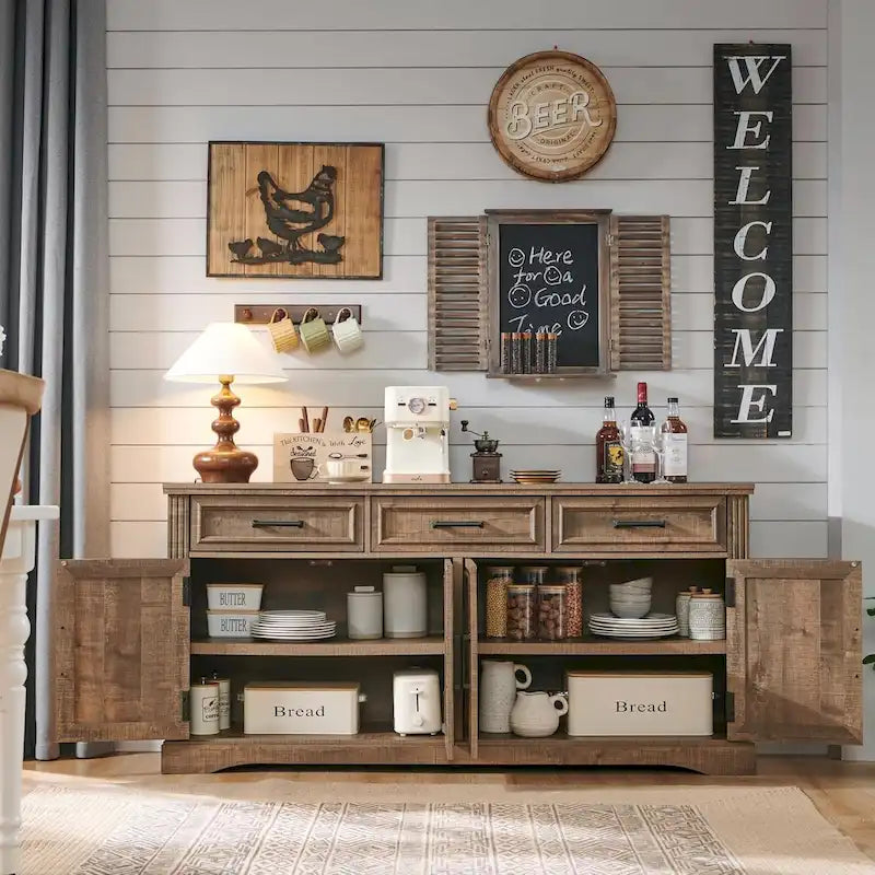Buffet-Sideboard im Landhausstil, Kaffeebar und Weinbar für das Esszimmer - N/A